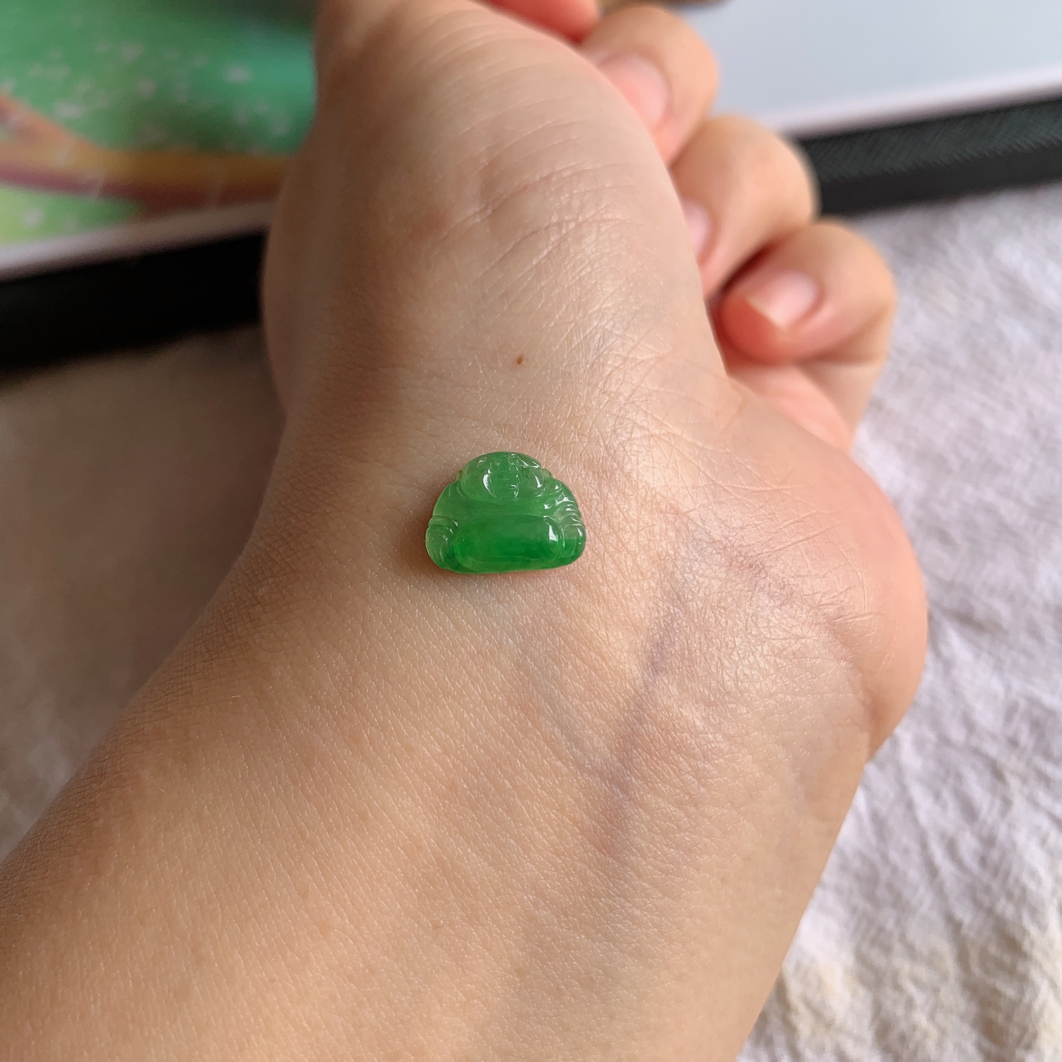 缅甸天然A货翡翠冰糯种飘绿佛公镶嵌件老坑玉飘绿佛公裸石