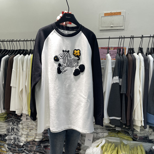 黑白插肩立体斑马刺绣减龄百搭长袖 韩版 T恤上衣女 冬季 单品danpin