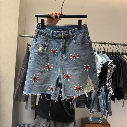 单品danpin 夏季爱心花朵刺绣牛仔短裤休闲时尚高腰破洞毛边热裤