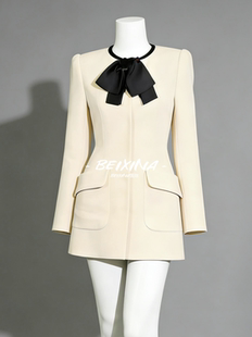 法式 」淡人高知穿搭女新款 蝴蝶结时髦外套连衣裙 Liz同款 「娜然