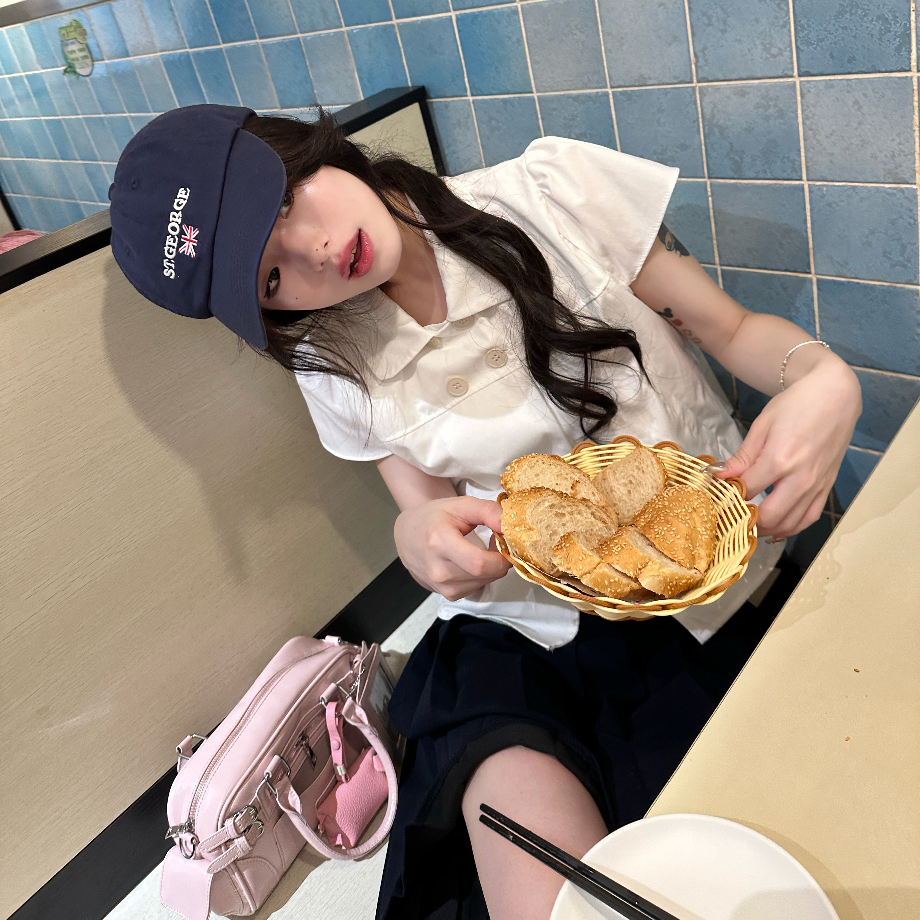 徐子奶酥小厨娘甜妹减龄翻领衬衫