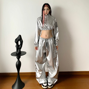 爵士舞服装女套装kpop跳舞上衣嘻哈街舞裤科技感现代舞团体演出服