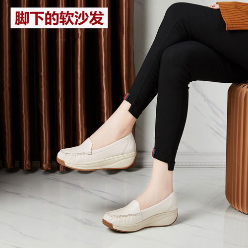 妈妈真皮软底休闲防滑轻便摇摇鞋