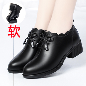 跳广场舞不累脚舒适软底低跟皮鞋