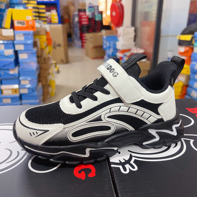 巴布豆童鞋男儿童跑步运动鞋