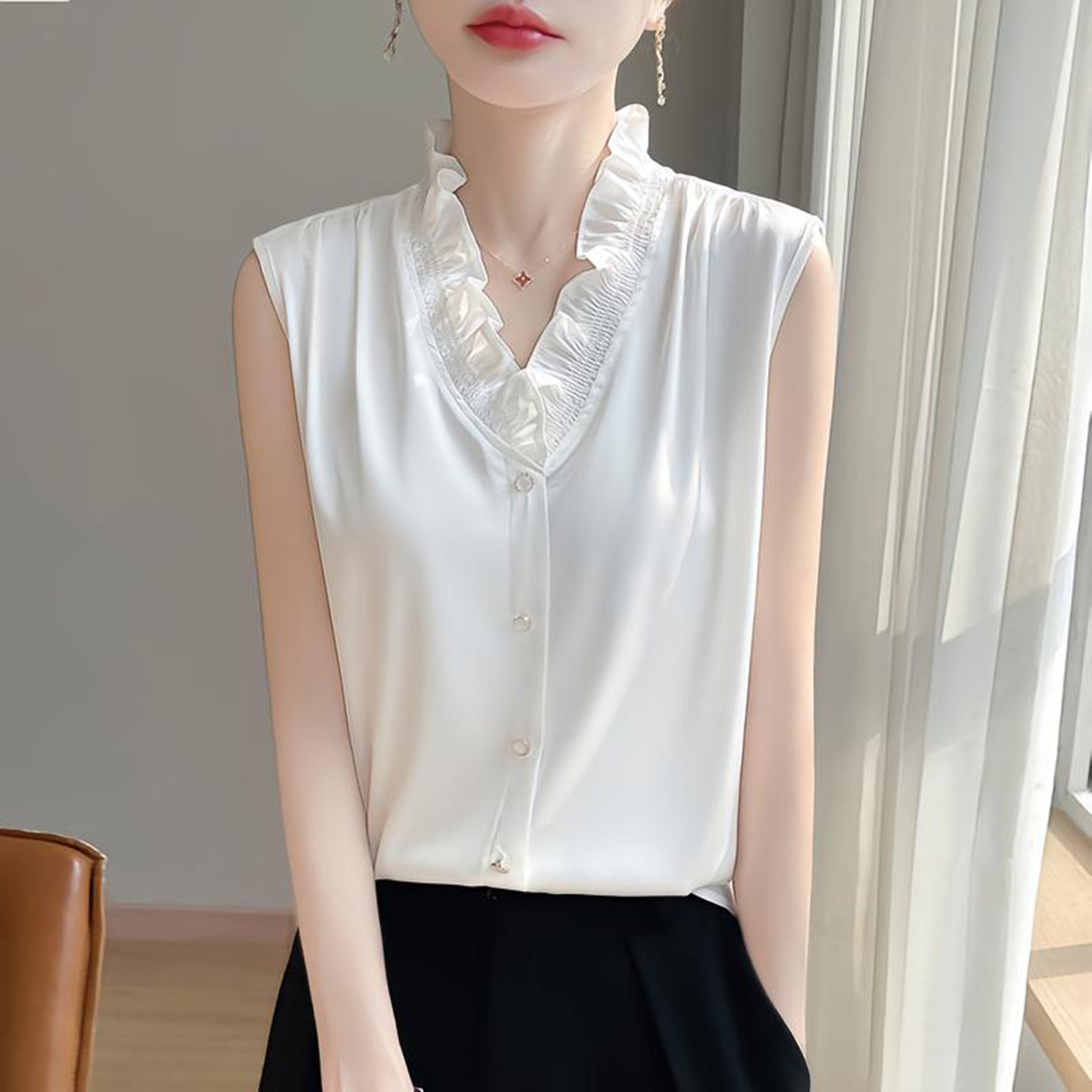 点击率服饰旗舰店女装立领背心百搭打底衫花苞领上衣显瘦气质衬衫