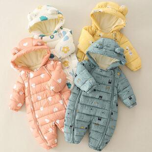 婴儿保暖连体衣春秋纯三四个月女宝宝春装外穿夹满月衣服