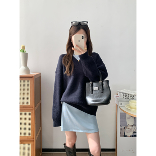 UVPU 藏青色V领套头毛衣女2024秋冬法式打底毛衣秋冬温柔慵懒上衣