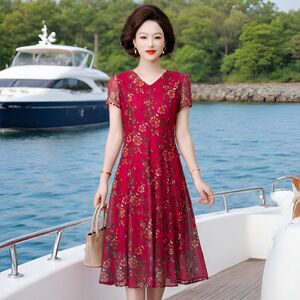 中老年妈妈洋气连衣裙气质夏新款高端品牌大码高级台湾纱真丝裙子