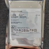 16TB WUH721816ALE6L4 HC550机械硬盘国行NAS储存16t