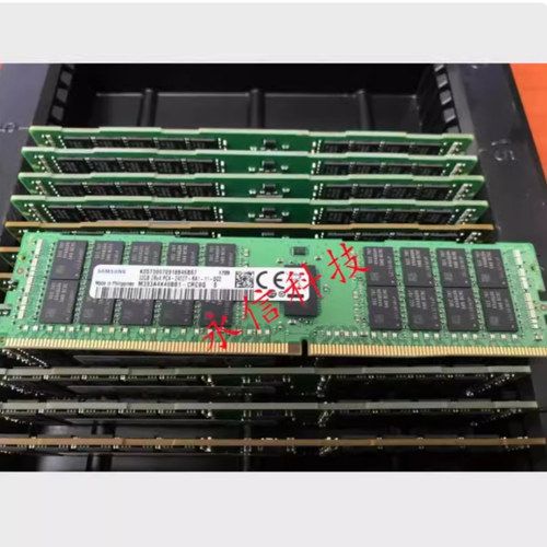 M393A4K40BB1-CRC0Q 三星 32G 2RX4 PC4-2400T ECC 服务器内存