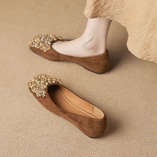 羊皮版婚鞋2025秋新款巨好看法式平底单鞋女不累脚一脚蹬通勤女鞋