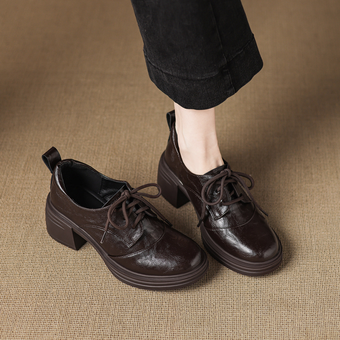 羊皮版厚底小皮鞋女2026春款新款系带绝美单鞋女加绒巨好看乐福鞋