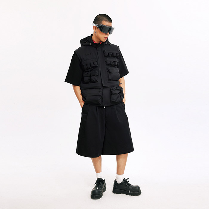 UnDeR20 Joker SS24 户外摄影师可拆卸多口袋防泼溅连帽机能马甲