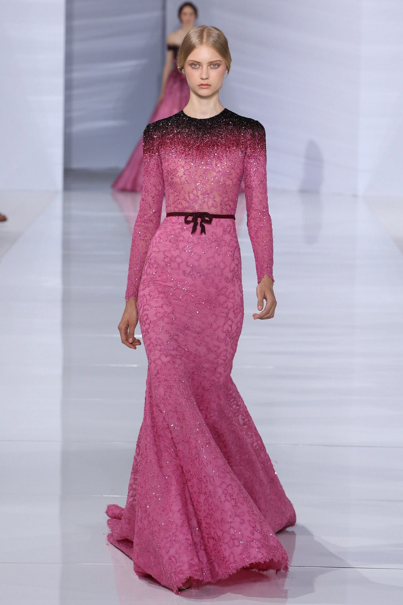 Georges Hobeika 新娘结婚敬酒服鱼尾长袖修身玫红色年会晚礼服