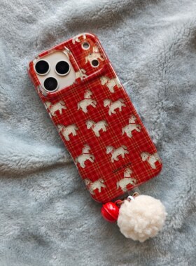 IMD卡通可爱2026马年红色格纹镂空小马手机壳适用iPhone17promax大孔防摔苹果16亮面15趣味创意14毛球铃铛13