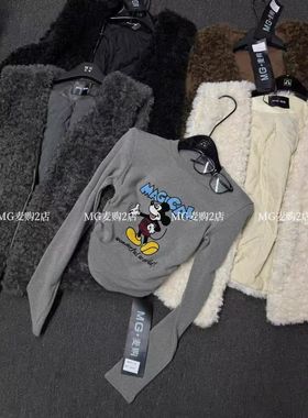 2025冬季新款修身卡通米奇印花长袖短款垫肩磨毛上衣打底衫女