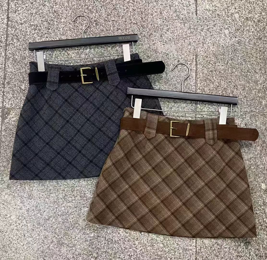 2025新款秋冬韩版时尚百搭显瘦纯色高腰格子毛呢半身裙短裙女