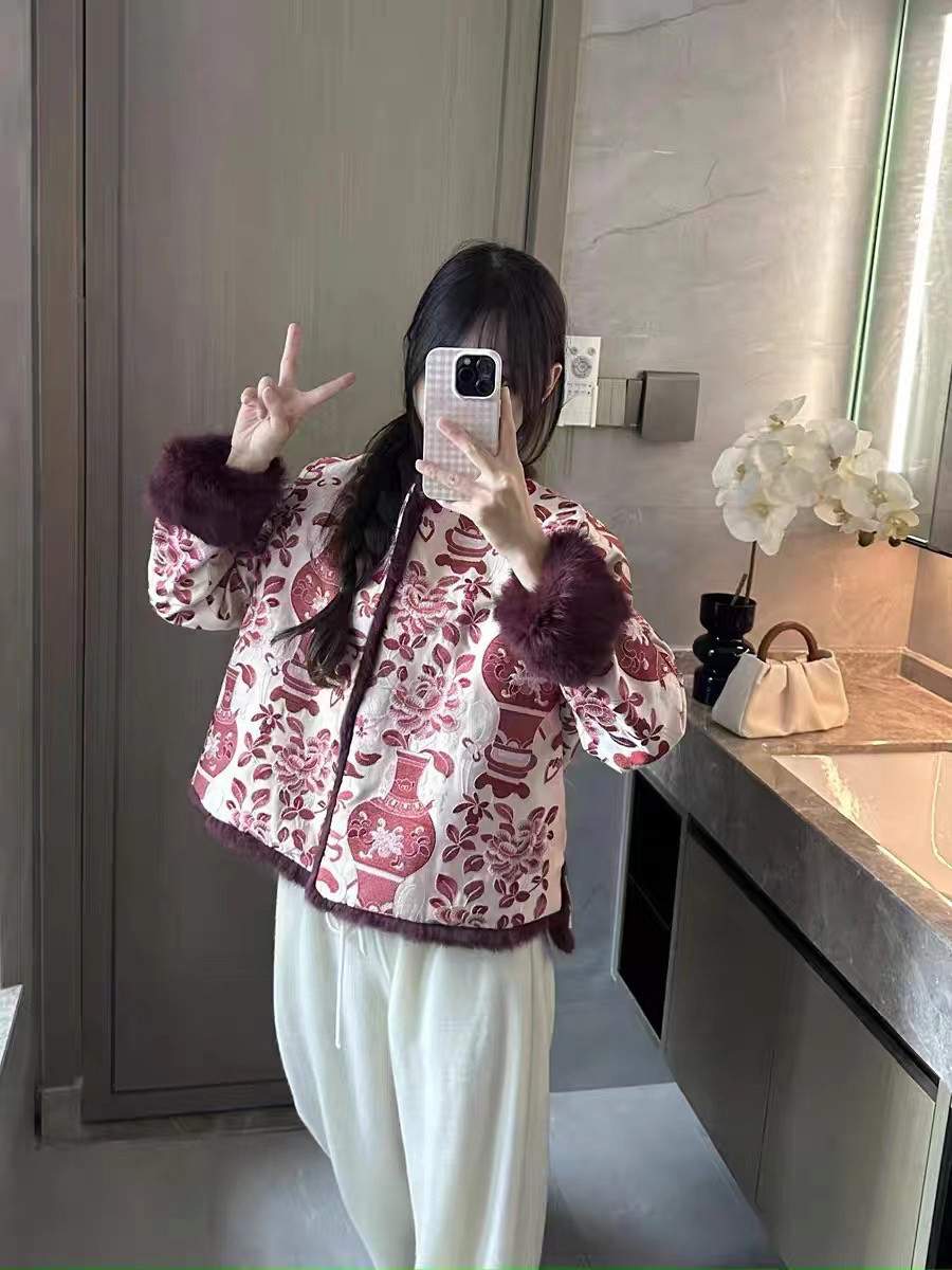 M.8882025冬季新款新中式国风圆领双面穿兔毛皮草宽松外套女