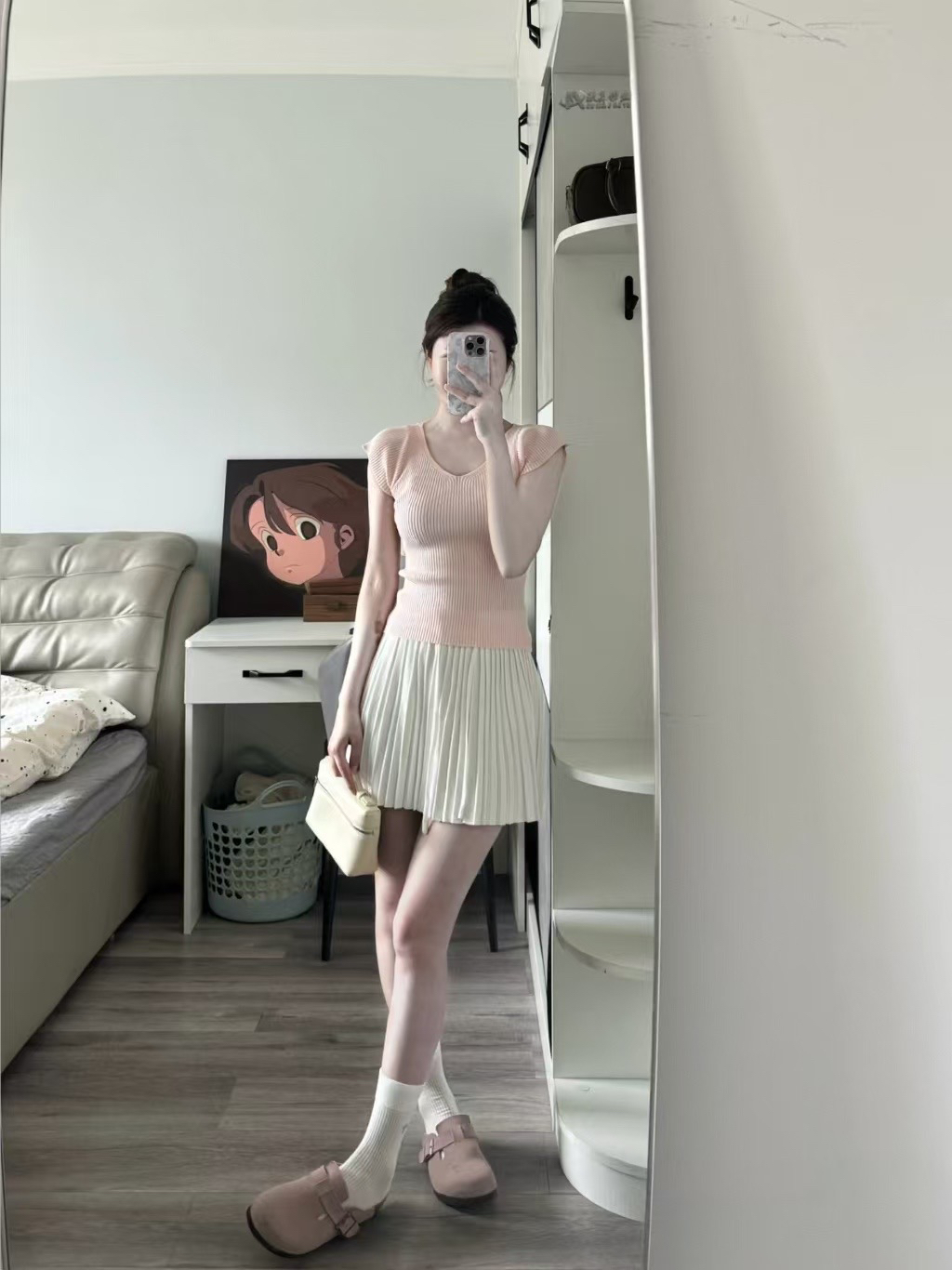 甜辣风v领短袖T恤夏季女韩系简约百搭显瘦半身裙高腰百褶裙套装