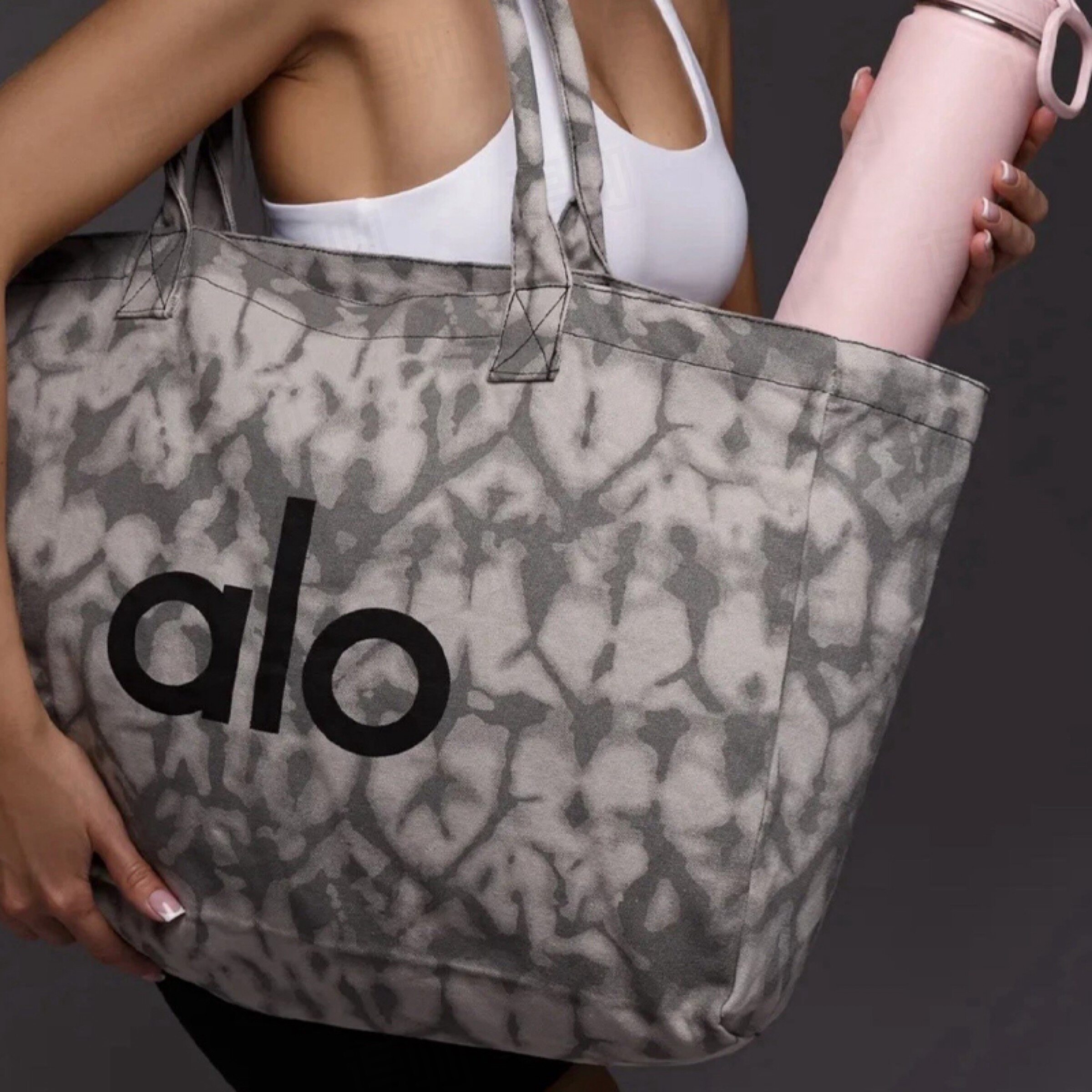 alo yoga 撞色印花图案帆布包托特包Tote包购物袋 棉 手提包单肩图片