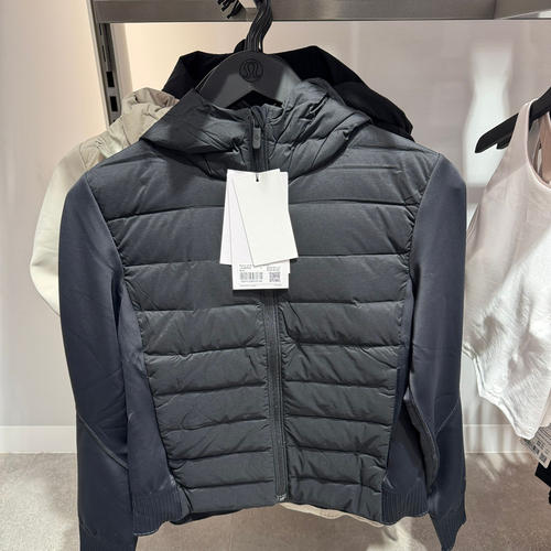 澳洲lululemon Down And Around 700-Fill鹅绒羽绒服连帽外套轻薄