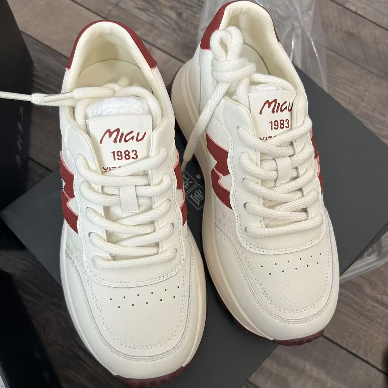 ZZJ 850-20 新品休闲白色女士鞋子