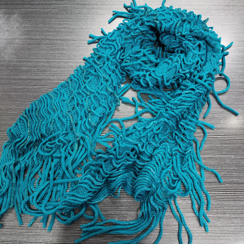 柔软仿羊绒波浪流苏围巾女冬季保暖围脖长方形针织毛线围巾