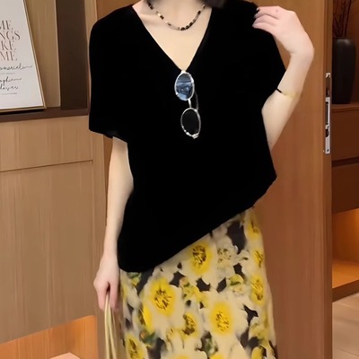 欧货高端黑色V领宽松显瘦短袖T恤女2025夏季新款纯色通勤休闲上衣