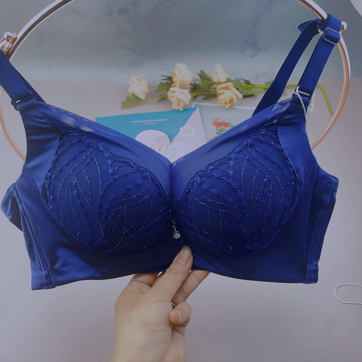 都市丽人内衣正品加厚小胸聚拢调整型女士胸罩