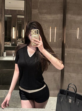 M900黑色短袖上衣t恤女2026新款短款体恤夏季修身显瘦百搭假两件