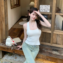 M900白色背心夏季外穿无袖上衣女2025新款高级感辣妹露背短款性感