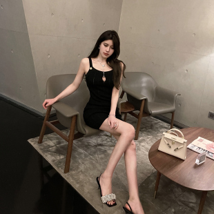 M900吊带连衣裙白色女夏季 裙子露肩露背小个子显瘦气质 2025年新款