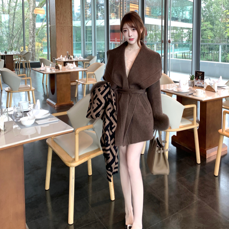 M900毛呢外套女2025年新款冬季短款小个子大衣呢子高级感收腰百搭