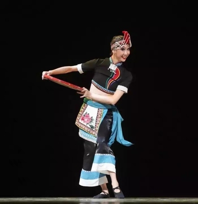 畲族舞蹈服三月春来同款苗族表演服女独舞艺考服舞台演出服全套
