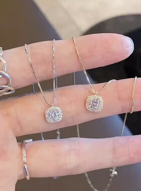 新款方钻925银项链女时尚轻奢设计高级感锆石锁骨链