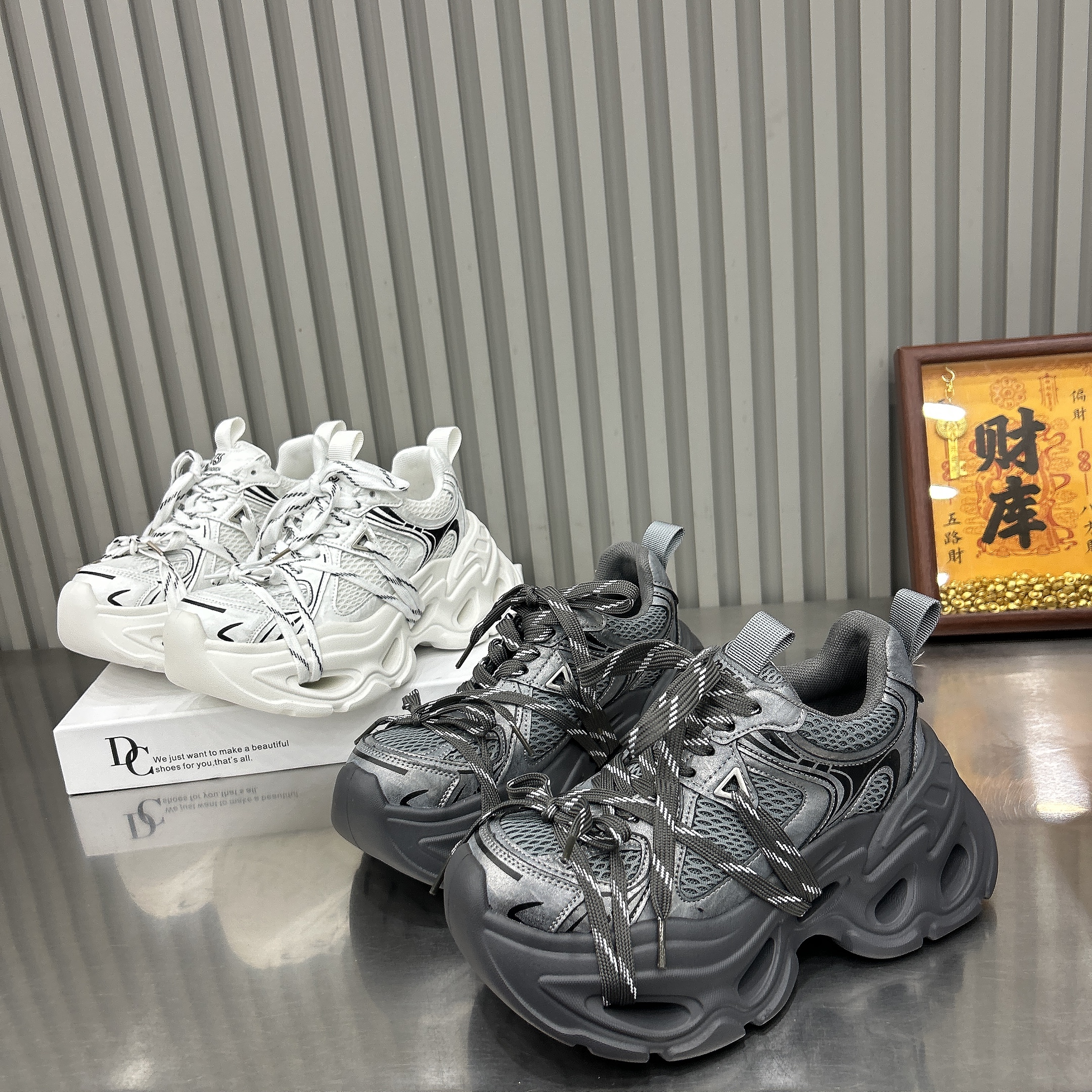 欧货2025新款绑带真皮厚底老爹鞋女增高休闲运动鞋百搭松糕小白鞋