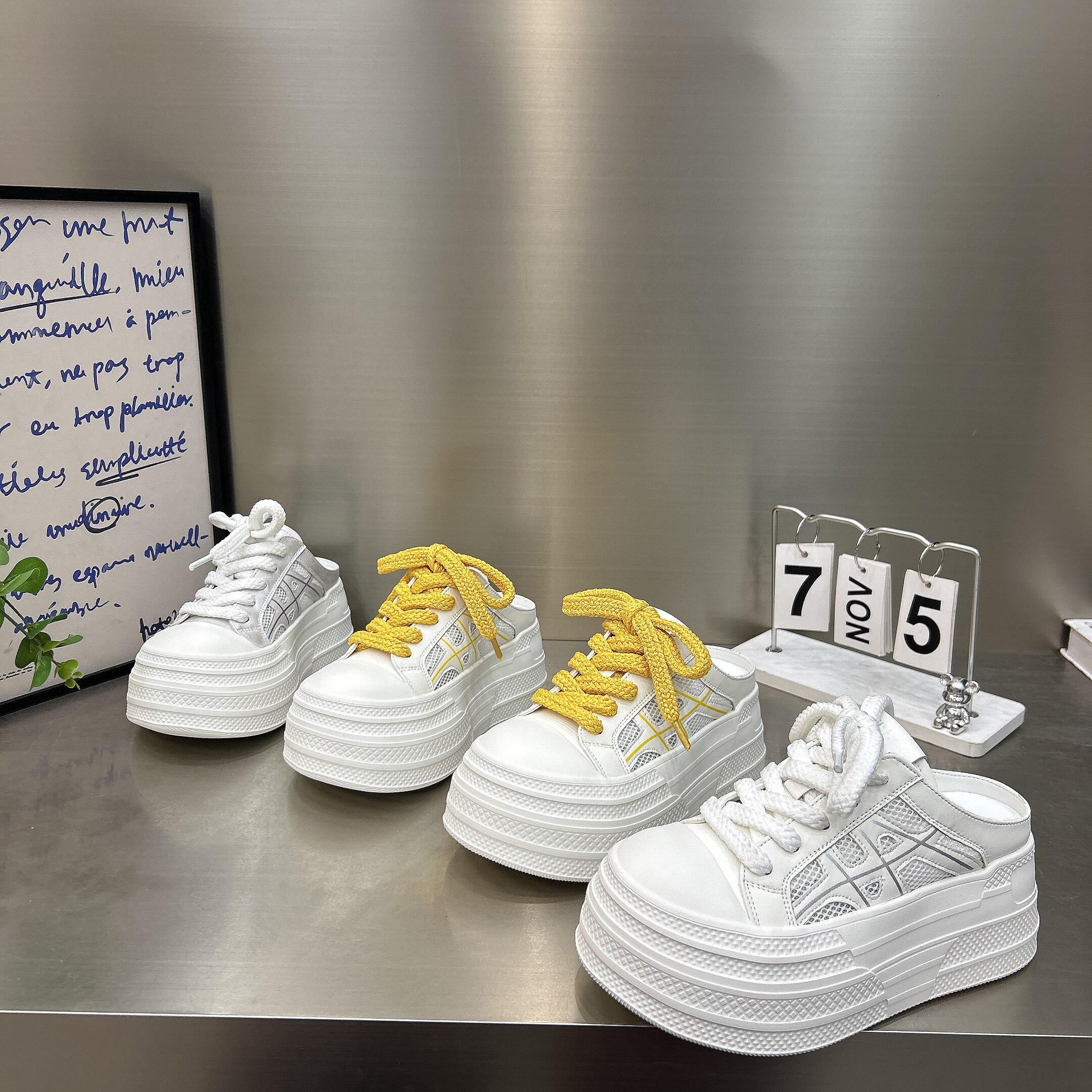 超轻包头拖厚底小白鞋女2026春季新款网面透气松糕百搭休闲拖板鞋