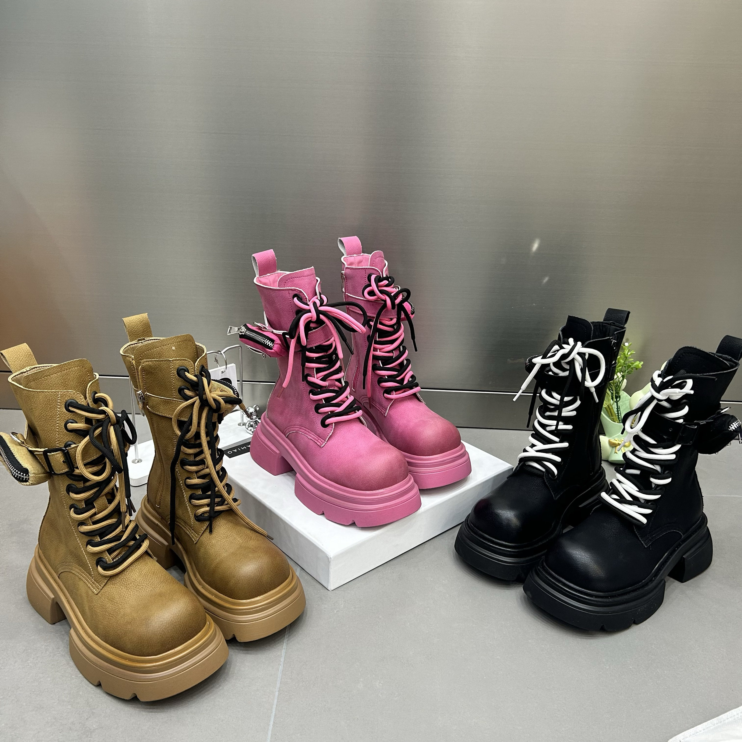 马丁靴子2024秋季新款真皮绑带中筒靴兜兜款大黄靴工装靴爆款女鞋