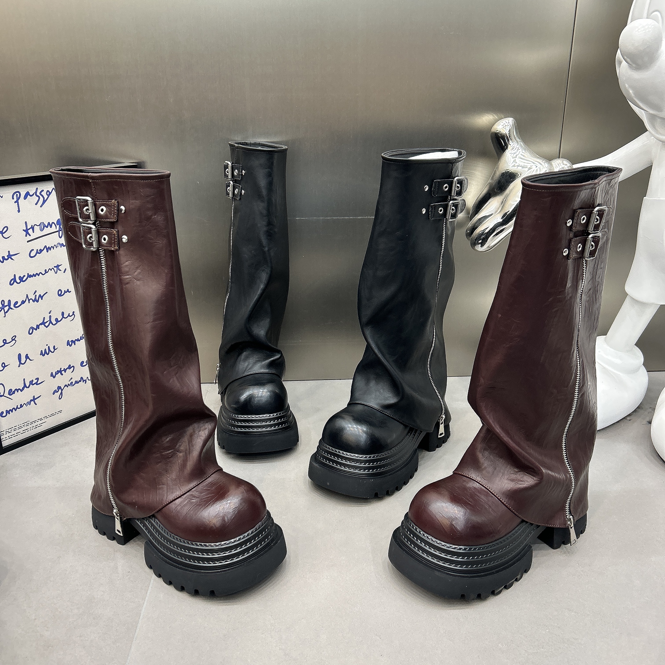 三层底爆款裤管靴女秋季长筒堆堆靴2025新款美拉德西部牛仔骑士靴