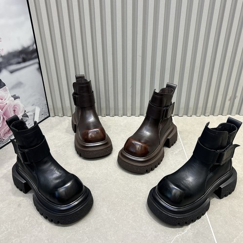 2025秋冬新款中筒靴真皮厚底马丁靴女增高烟筒靴欧洲站英伦短靴女