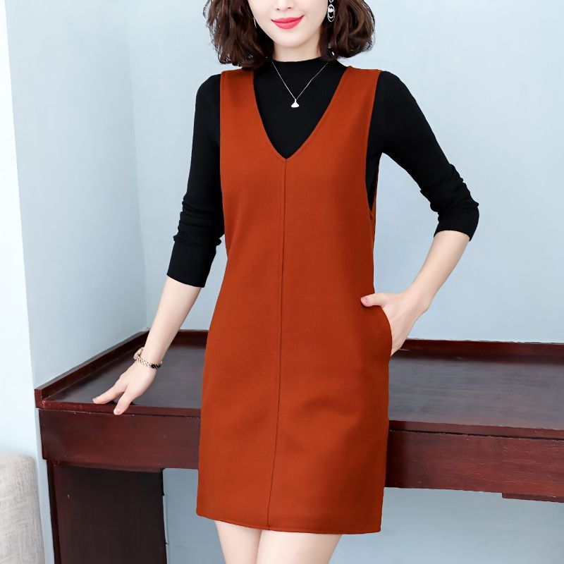 春秋连衣裙女春季2025新款气质时尚显瘦无袖毛呢背心裙打底马甲裙