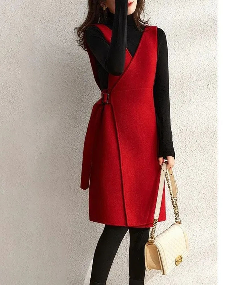 裙子秋冬连衣裙2024新款复古设计感背带裙高腰显瘦无袖毛呢马甲裙