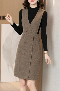 OL马甲裙 气质V领背带连衣裙无袖 毛呢背心裙女中长款 2024秋冬新款