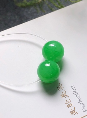 2025天然缅甸翡翠A货冰满绿圆珠一对0419D102