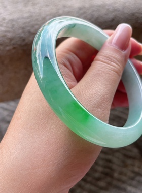 2025天然缅甸翡翠A货冰糯飘绿正圈手镯63圈口0920X1