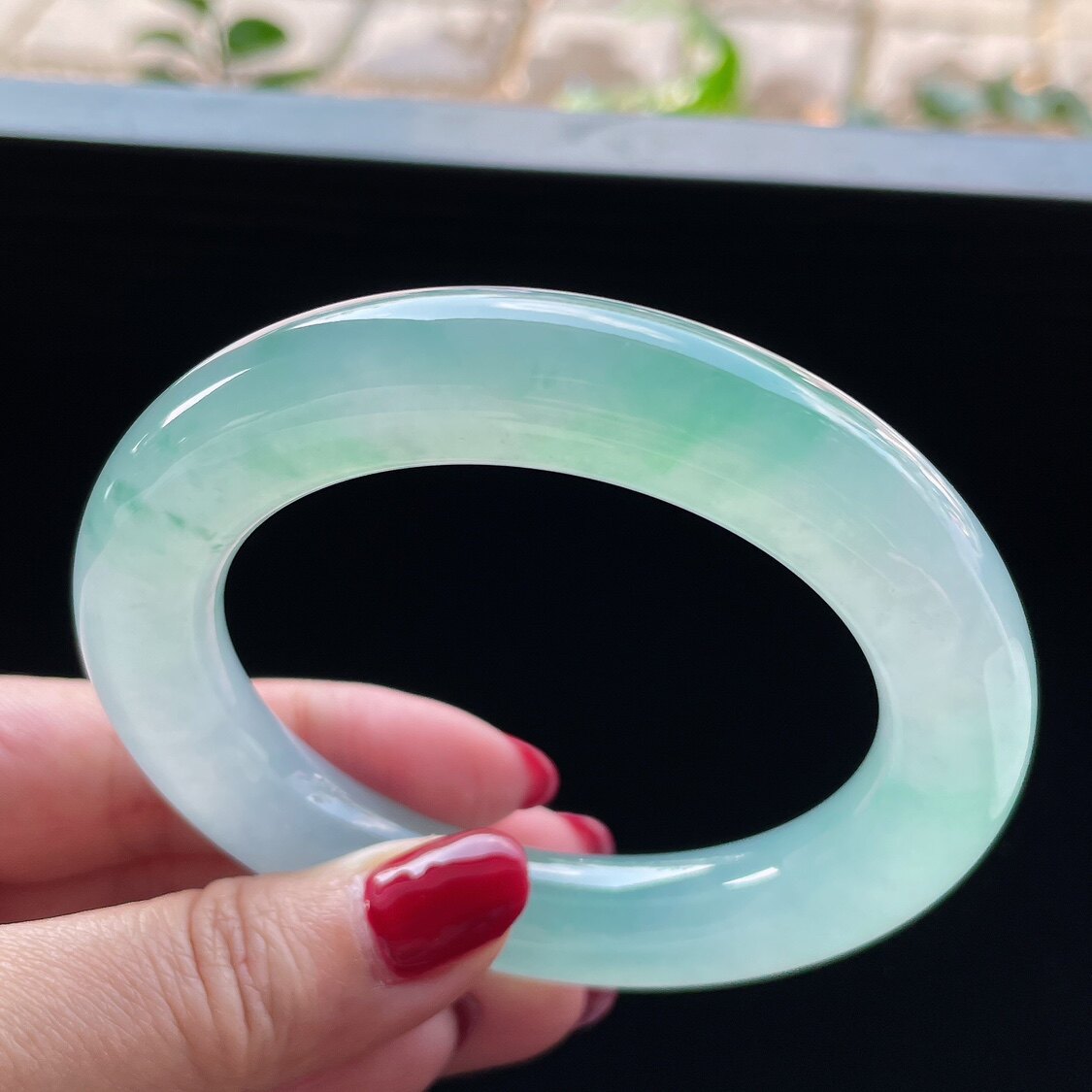 2025天然缅甸翡翠A货冰晴飘绿花57圆条手镯0423Y22