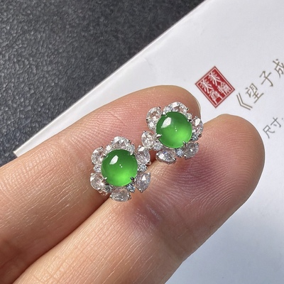 2026天然缅甸翡翠A货冰种阳绿蛋面耳钉18K金镶嵌0106K103
