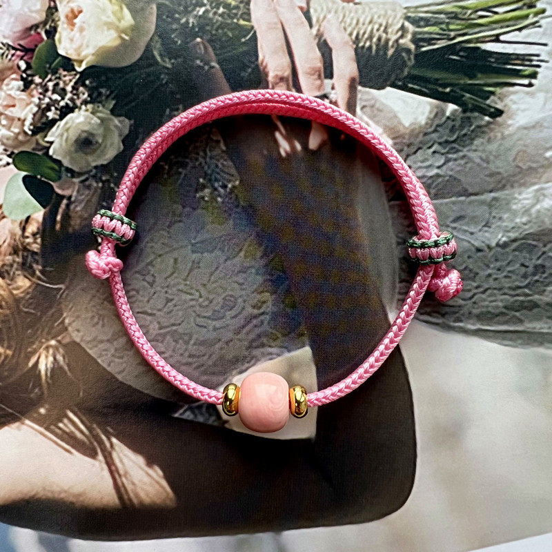 天然粉贝珊瑚贝八股辫编织手绳女手链男情侣本命年红绳亲子闺蜜款