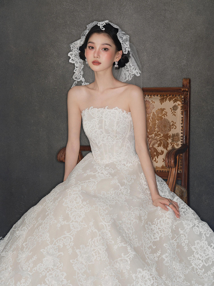 Топик wedding bride 2025 новая французская основная пряжа с высококачественной текстурой, ретро-кружево в стиле тяжелой промышленности, небольшой хвост из пряжи Изображение 1